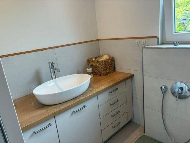 Pronájem domu 245 m², pozemek 980 m², Bad Oeynhausen, Severní Porýní-Vestfálsko Pronájem domu 245 m², pozemek 980 m², Bad Oeynhausen, Severní Porýní-Vestfálsko