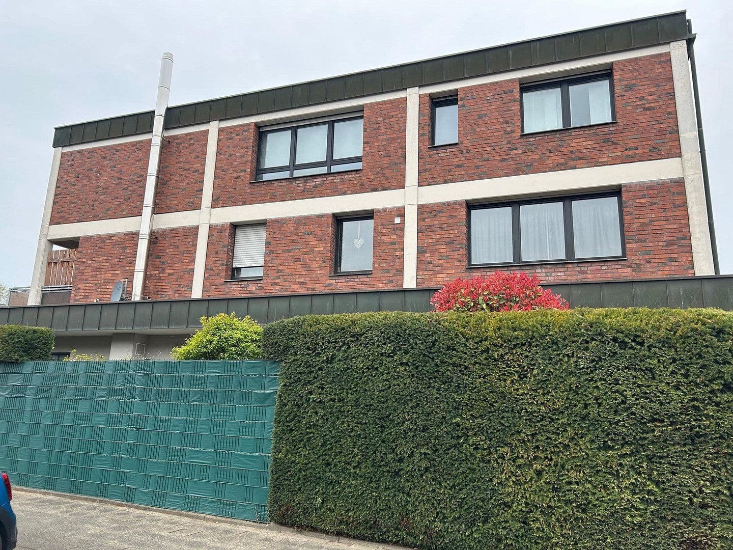 Prodej domu 644 m², pozemek 754 m², Gustav Heinemann Str 3, Korschenbroich, Severní Porýní-Vestfálsko Prodej domu 644 m², pozemek 754 m², Gustav Heinemann Str 3, Korschenbroich, Severní Porýní-Vestfálsko