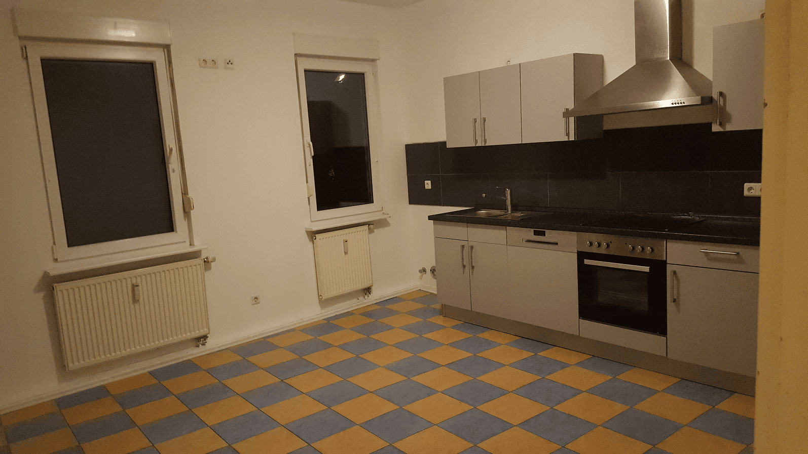 Pronájem bytu 5+1 117 m², Ulmengasse 7, Sprendlingen, Porýní-Falc Pronájem bytu 5+1 117 m², Ulmengasse 7, Sprendlingen, Porýní-Falc