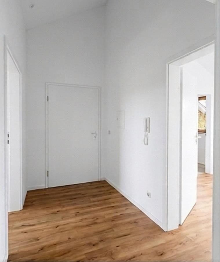 Pronájem bytu 2+1 55 m², Reutlingen, Bádensko-Württembersko Pronájem bytu 2+1 55 m², Reutlingen, Bádensko-Württembersko