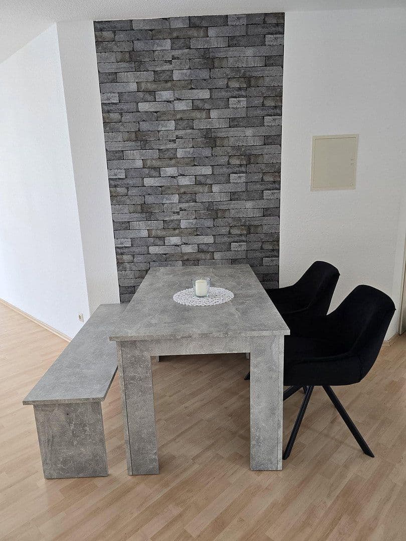 Pronájem bytu 3+1 68 m², Michelangelostr. 12/1, Künzelsau, Bádensko-Württembersko Pronájem bytu 3+1 68 m², Michelangelostr. 12/1, Künzelsau, Bádensko-Württembersko