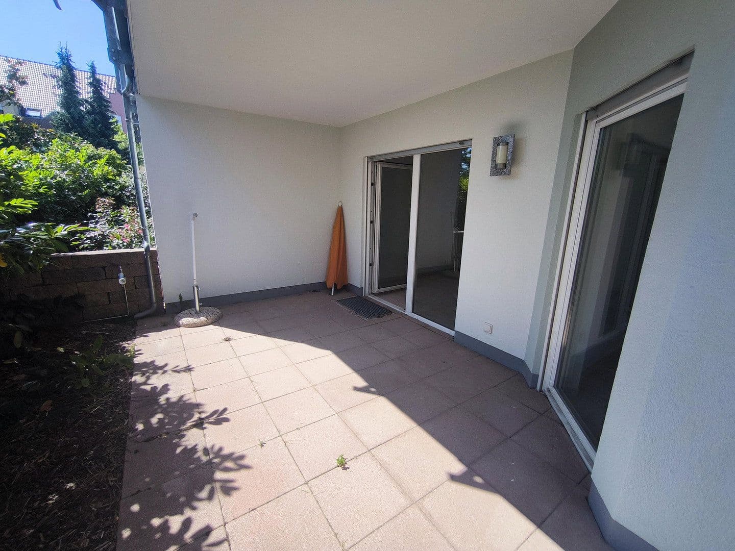 Pronájem bytu 2+1 60 m², Altlußheimer Straße 57, Neulußheim, Bádensko-Württembersko Pronájem bytu 2+1 60 m², Altlußheimer Straße 57, Neulußheim, Bádensko-Württembersko