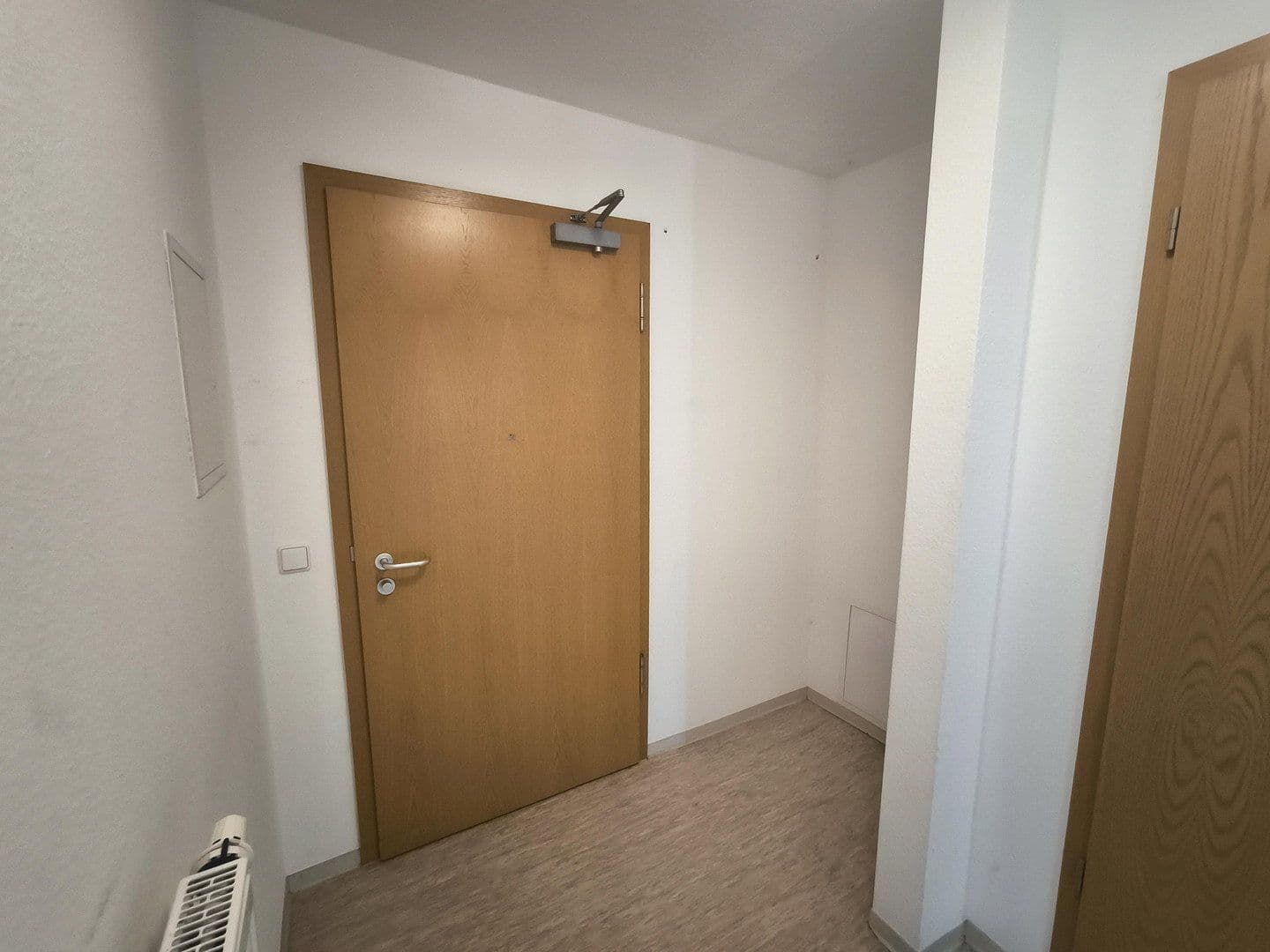 Pronájem bytu 2+1 60 m², Altlußheimer Straße 57, Neulußheim, Bádensko-Württembersko Pronájem bytu 2+1 60 m², Altlußheimer Straße 57, Neulußheim, Bádensko-Württembersko