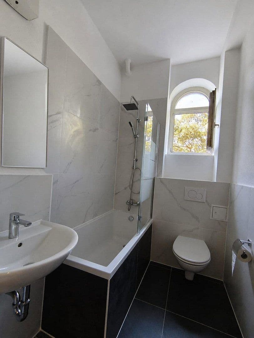 Pronájem bytu 20 m², Herrlachstrasse, Mannheim, Bádensko-Württembersko Pronájem bytu 20 m², Herrlachstrasse, Mannheim, Bádensko-Württembersko