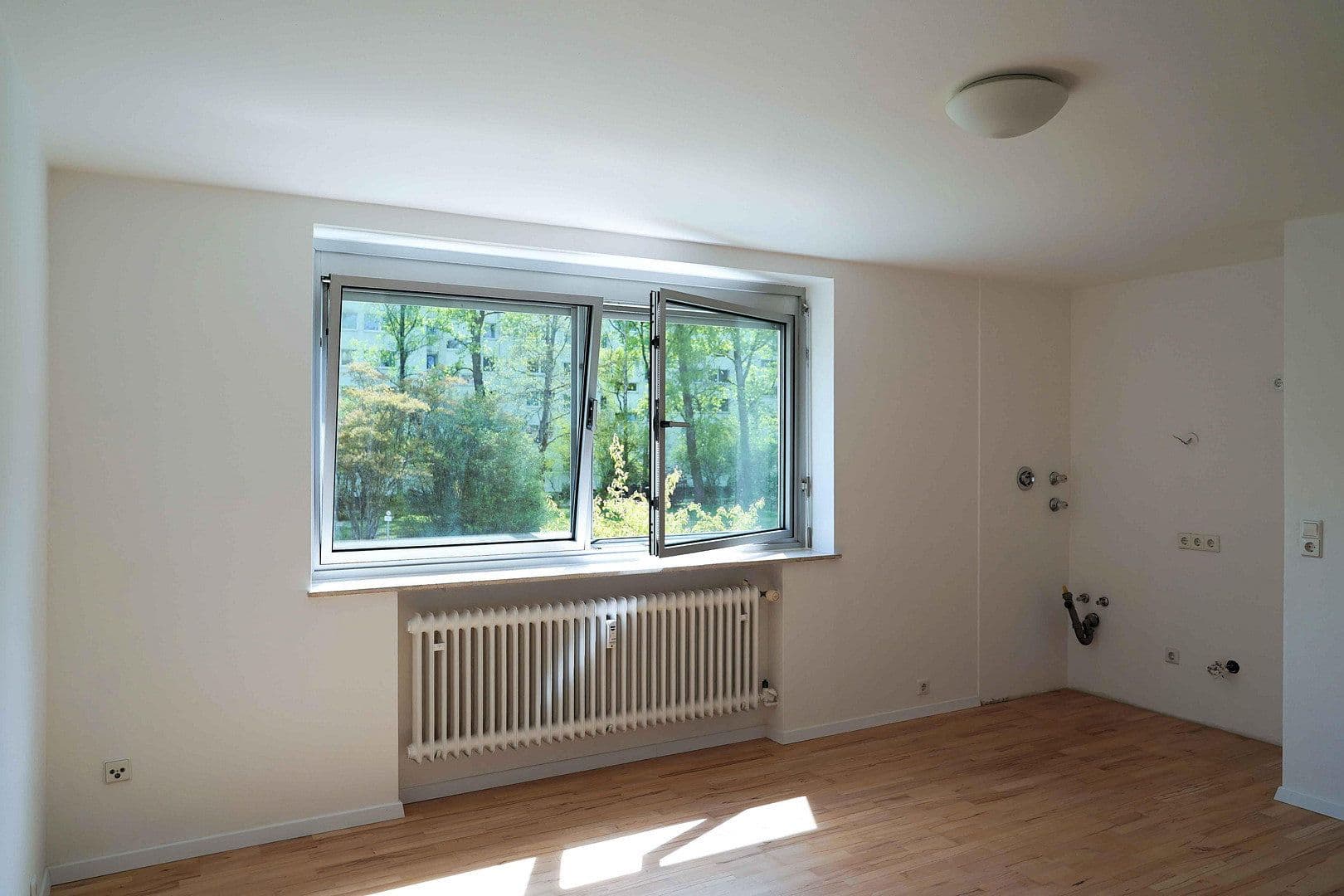 Prodej bytu 1+1 26 m², München, Bavorsko Prodej bytu 1+1 26 m², München, Bavorsko