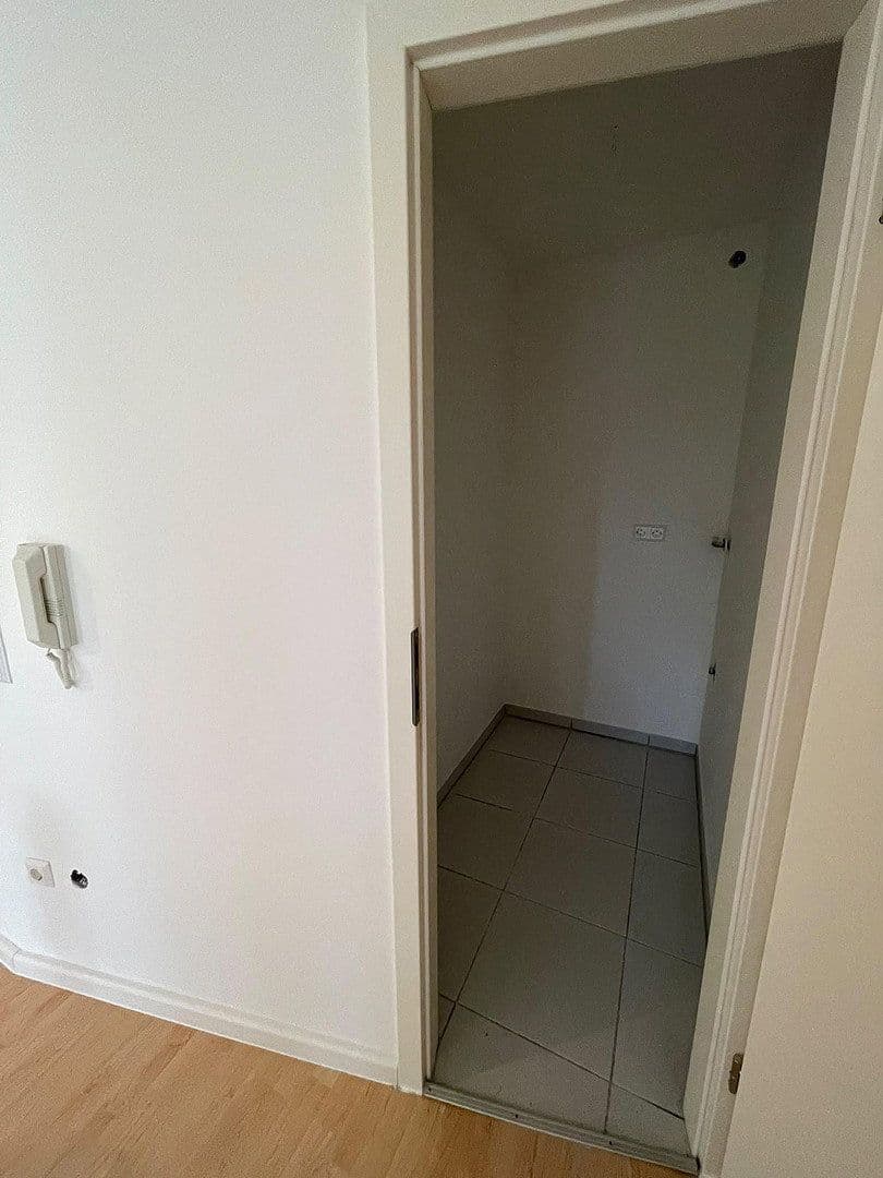 Pronájem bytu 2+1 55 m², Haller Str 77, Rosengarten, Bádensko-Württembersko Pronájem bytu 2+1 55 m², Haller Str 77, Rosengarten, Bádensko-Württembersko