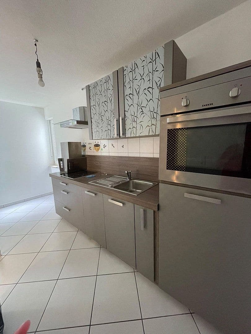 Pronájem bytu 2+1 55 m², Haller Str 77, Rosengarten, Bádensko-Württembersko Pronájem bytu 2+1 55 m², Haller Str 77, Rosengarten, Bádensko-Württembersko
