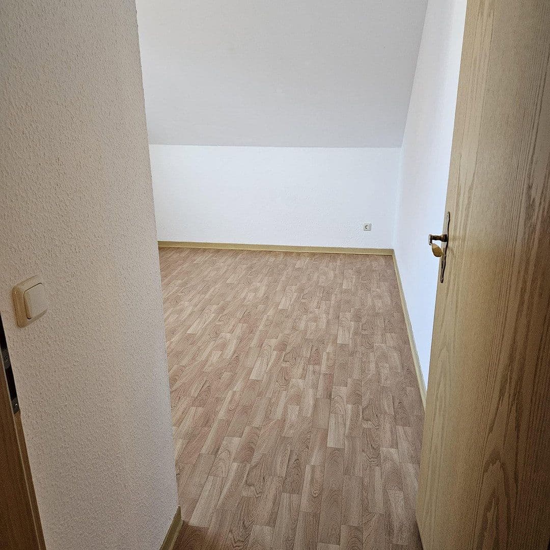 Pronájem bytu 3+1 80 m², Holzstrasse 17a, Burg, Sasko-Anhaltsko Pronájem bytu 3+1 80 m², Holzstrasse 17a, Burg, Sasko-Anhaltsko