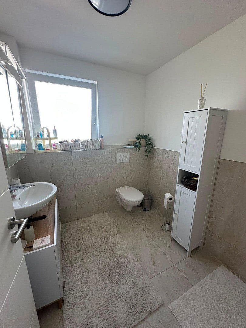 Pronájem domu 130 m², pozemek 400 m², Große Straße 43, Gehrden, Dolní Sasko Pronájem domu 130 m², pozemek 400 m², Große Straße 43, Gehrden, Dolní Sasko