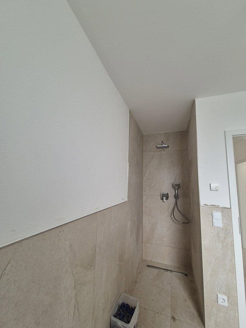 Pronájem domu 130 m², pozemek 400 m², Große Straße 43, Gehrden, Dolní Sasko Pronájem domu 130 m², pozemek 400 m², Große Straße 43, Gehrden, Dolní Sasko