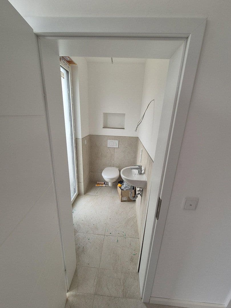 Pronájem domu 130 m², pozemek 400 m², Große Straße 43, Gehrden, Dolní Sasko Pronájem domu 130 m², pozemek 400 m², Große Straße 43, Gehrden, Dolní Sasko