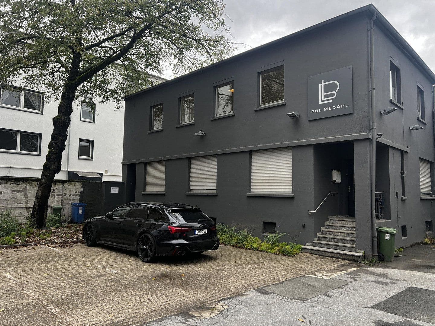 Pronájem bytu 2+1 88 m², Hermann-Albertz-Str.188, Oberhausen, Severní Porýní-Vestfálsko Pronájem bytu 2+1 88 m², Hermann-Albertz-Str.188, Oberhausen, Severní Porýní-Vestfálsko