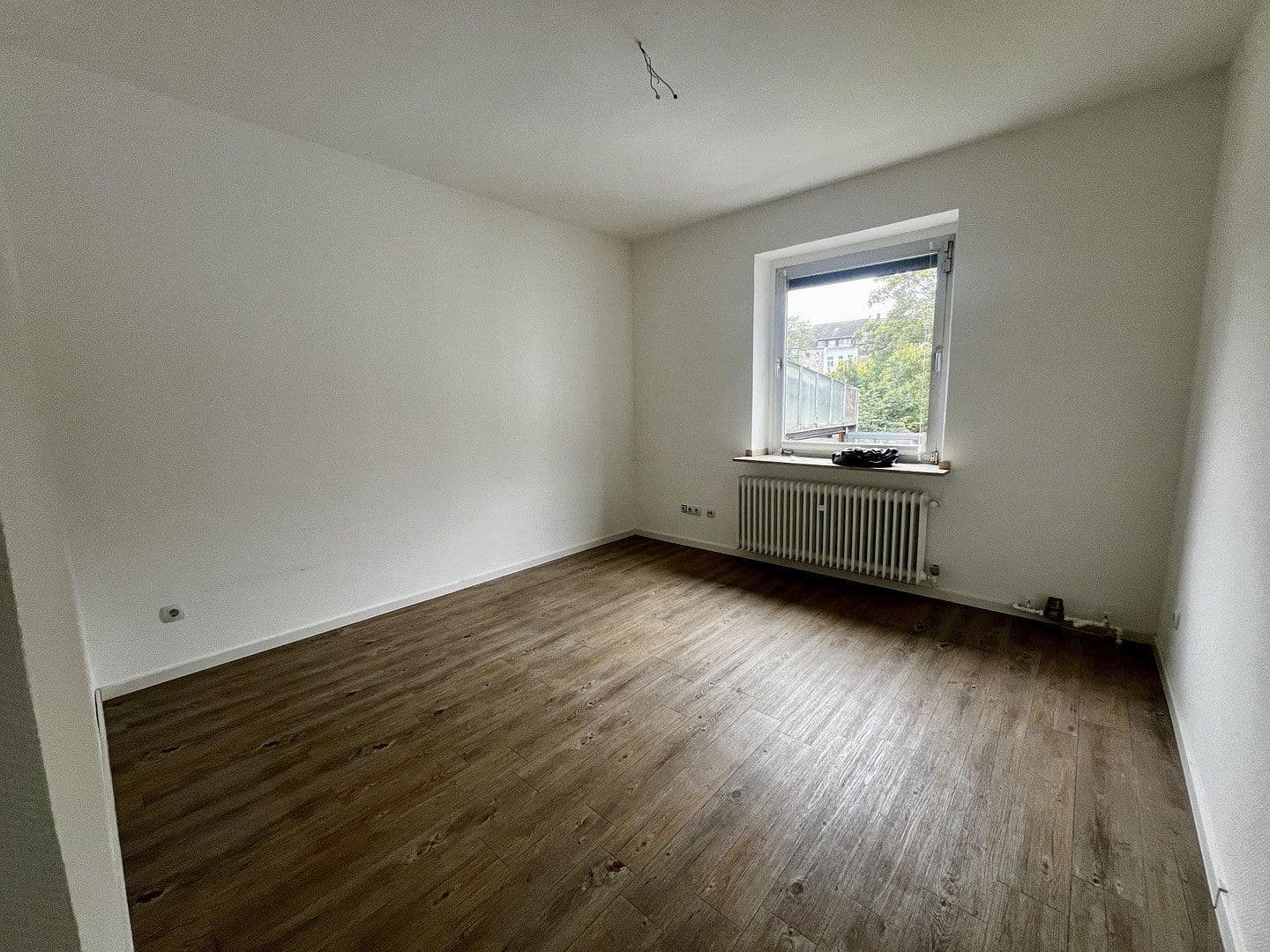 Pronájem kanceláře 88 m², Hermann-Albertz-Str.188, Oberhausen, Severní Porýní-Vestfálsko Pronájem kanceláře 88 m², Hermann-Albertz-Str.188, Oberhausen, Severní Porýní-Vestfálsko