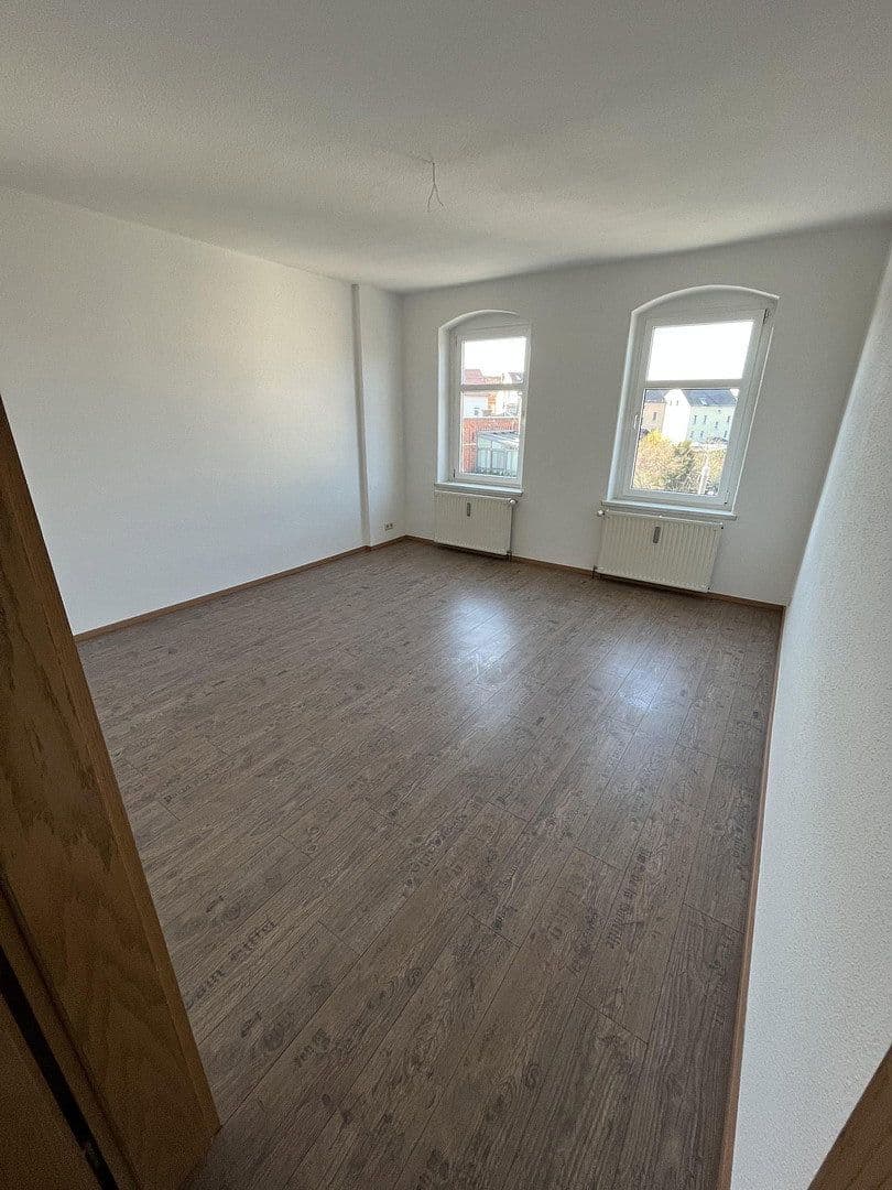 Pronájem bytu 2+1 67 m², Lengenfelder Straße 39, Cvikov, Sasko Pronájem bytu 2+1 67 m², Lengenfelder Straße 39, Cvikov, Sasko