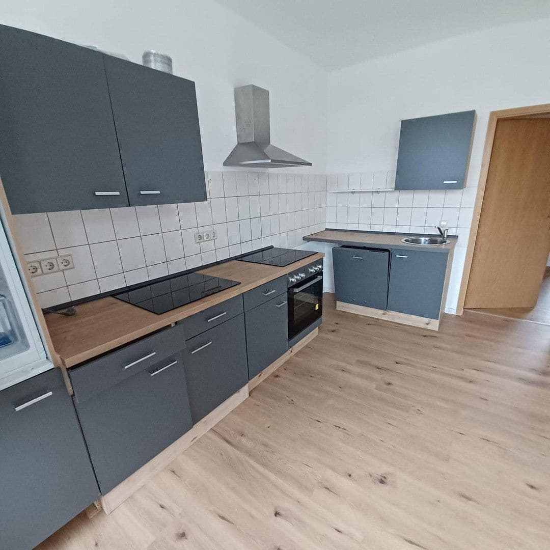 Pronájem bytu 2+1 67 m², Lengenfelder Straße 39, Cvikov, Sasko Pronájem bytu 2+1 67 m², Lengenfelder Straße 39, Cvikov, Sasko