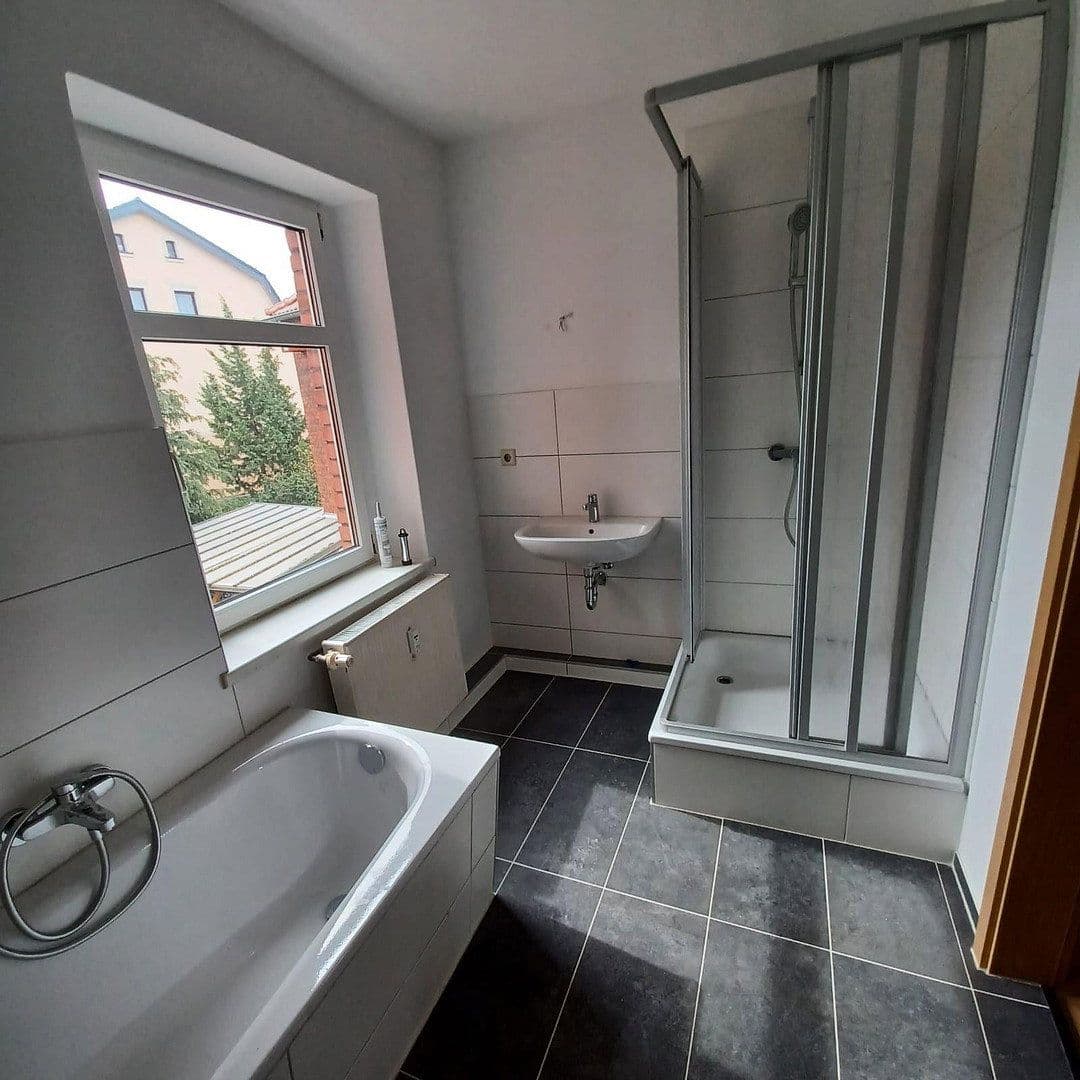 Pronájem bytu 2+1 67 m², Lengenfelder Straße 39, Cvikov, Sasko Pronájem bytu 2+1 67 m², Lengenfelder Straße 39, Cvikov, Sasko