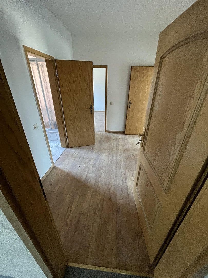 Pronájem bytu 2+1 67 m², Lengenfelder Straße 39, Cvikov, Sasko Pronájem bytu 2+1 67 m², Lengenfelder Straße 39, Cvikov, Sasko