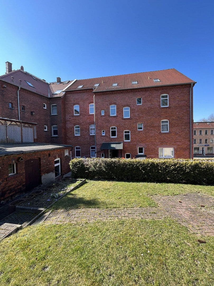 Pronájem bytu 2+1 67 m², Lengenfelder Straße 39, Cvikov, Sasko Pronájem bytu 2+1 67 m², Lengenfelder Straße 39, Cvikov, Sasko