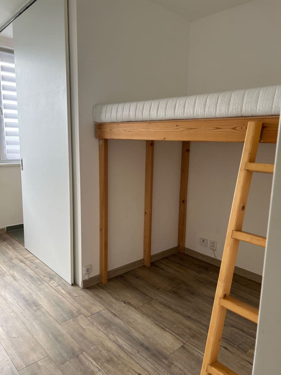 Pronájem bytu 1+kk 31 m², Přeštická, Praha, Praha Pronájem bytu 1+kk 31 m², Přeštická, Praha, Praha