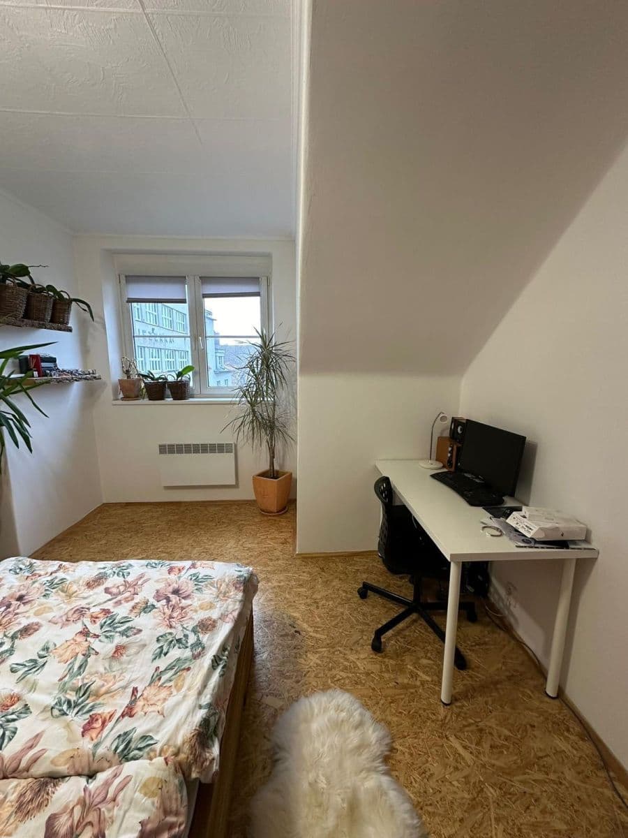 Pronájem bytu 1+1 42 m², Branická, Praha, Praha Pronájem bytu 1+1 42 m², Branická, Praha, Praha