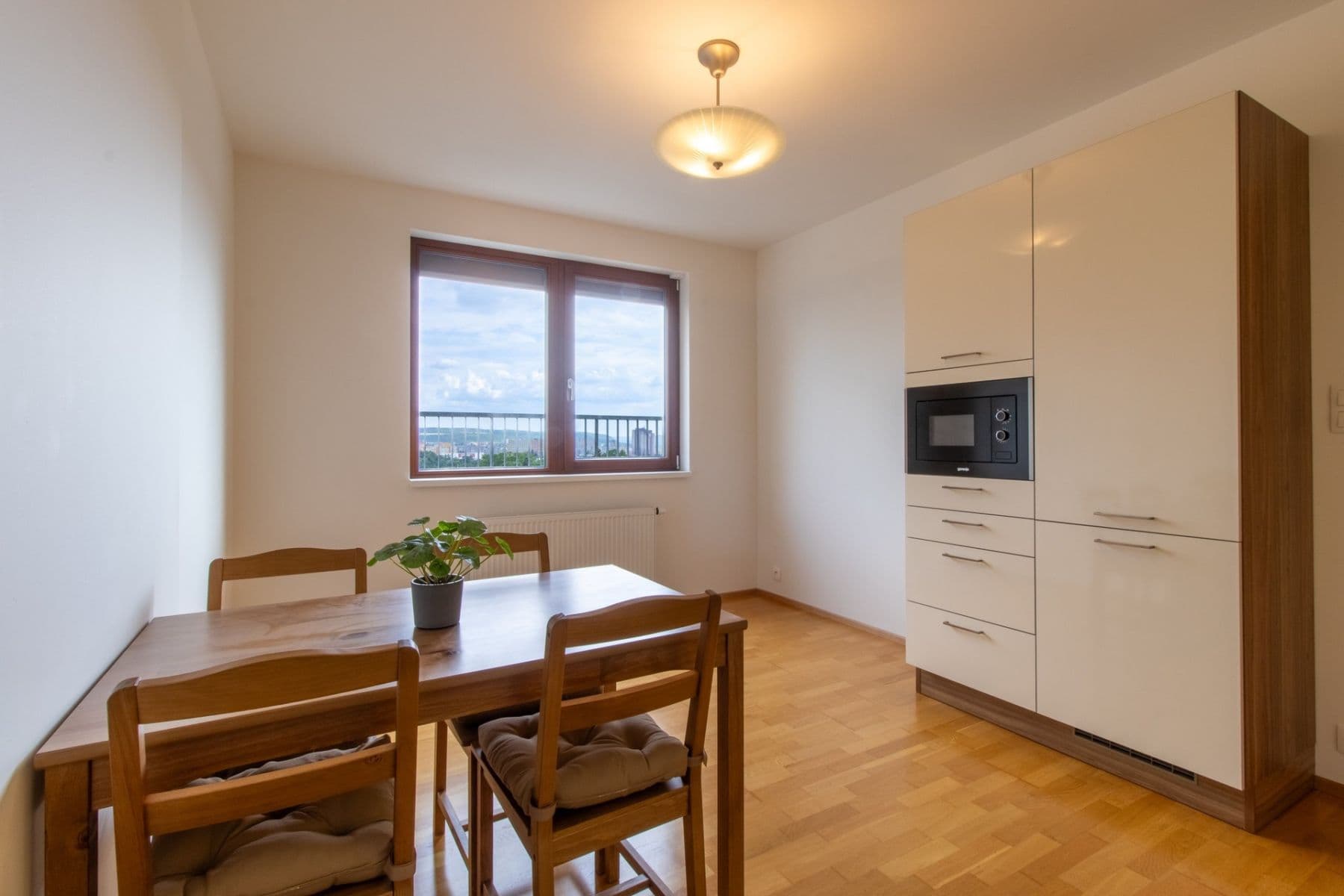 Pronájem bytu 2+kk 43 m², Na výspě, Praha, Praha Pronájem bytu 2+kk 43 m², Na výspě, Praha, Praha