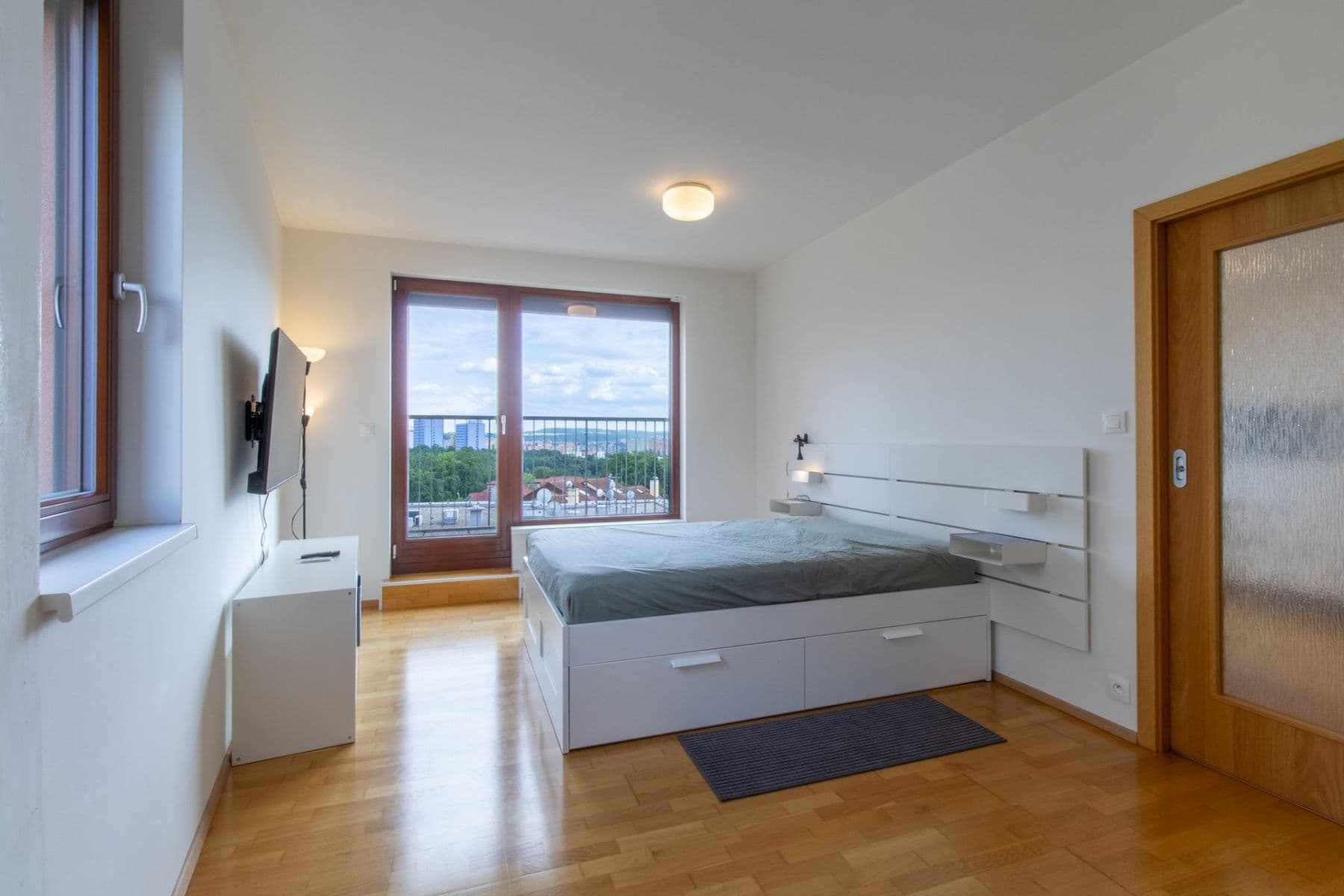 Pronájem bytu 2+kk 43 m², Na výspě, Praha, Praha Pronájem bytu 2+kk 43 m², Na výspě, Praha, Praha