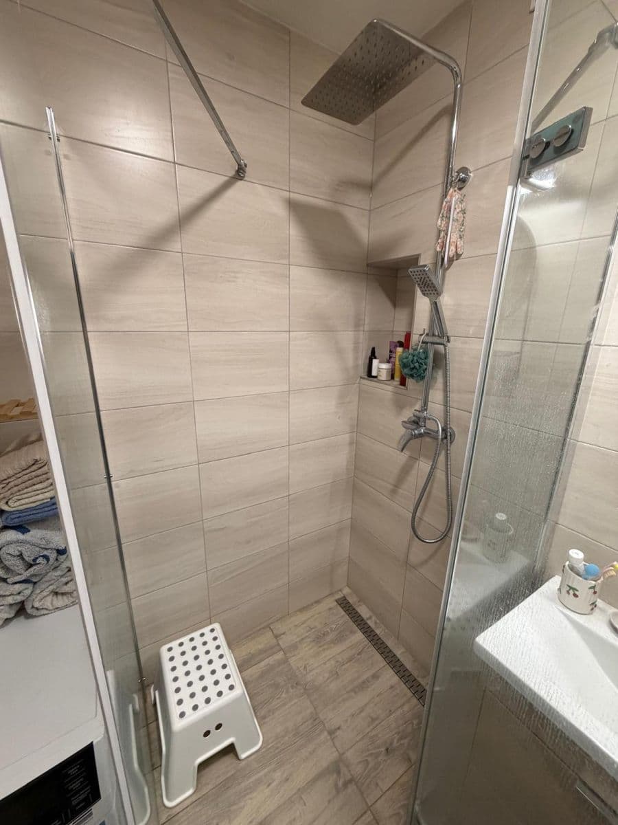 Pronájem bytu 3+1 75 m², Smrčenská, Jihlava, Kraj Vysočina Pronájem bytu 3+1 75 m², Smrčenská, Jihlava, Kraj Vysočina