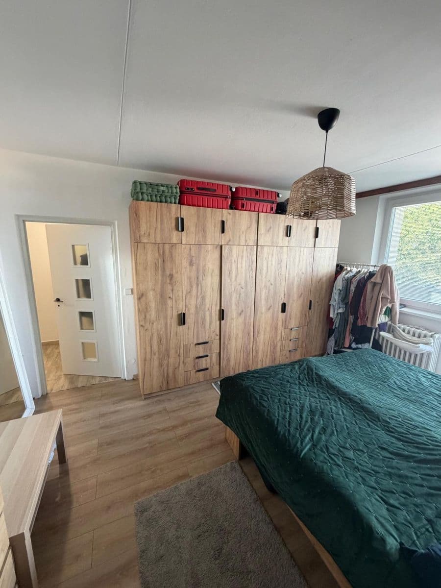 Pronájem bytu 3+1 75 m², Smrčenská, Jihlava, Kraj Vysočina Pronájem bytu 3+1 75 m², Smrčenská, Jihlava, Kraj Vysočina