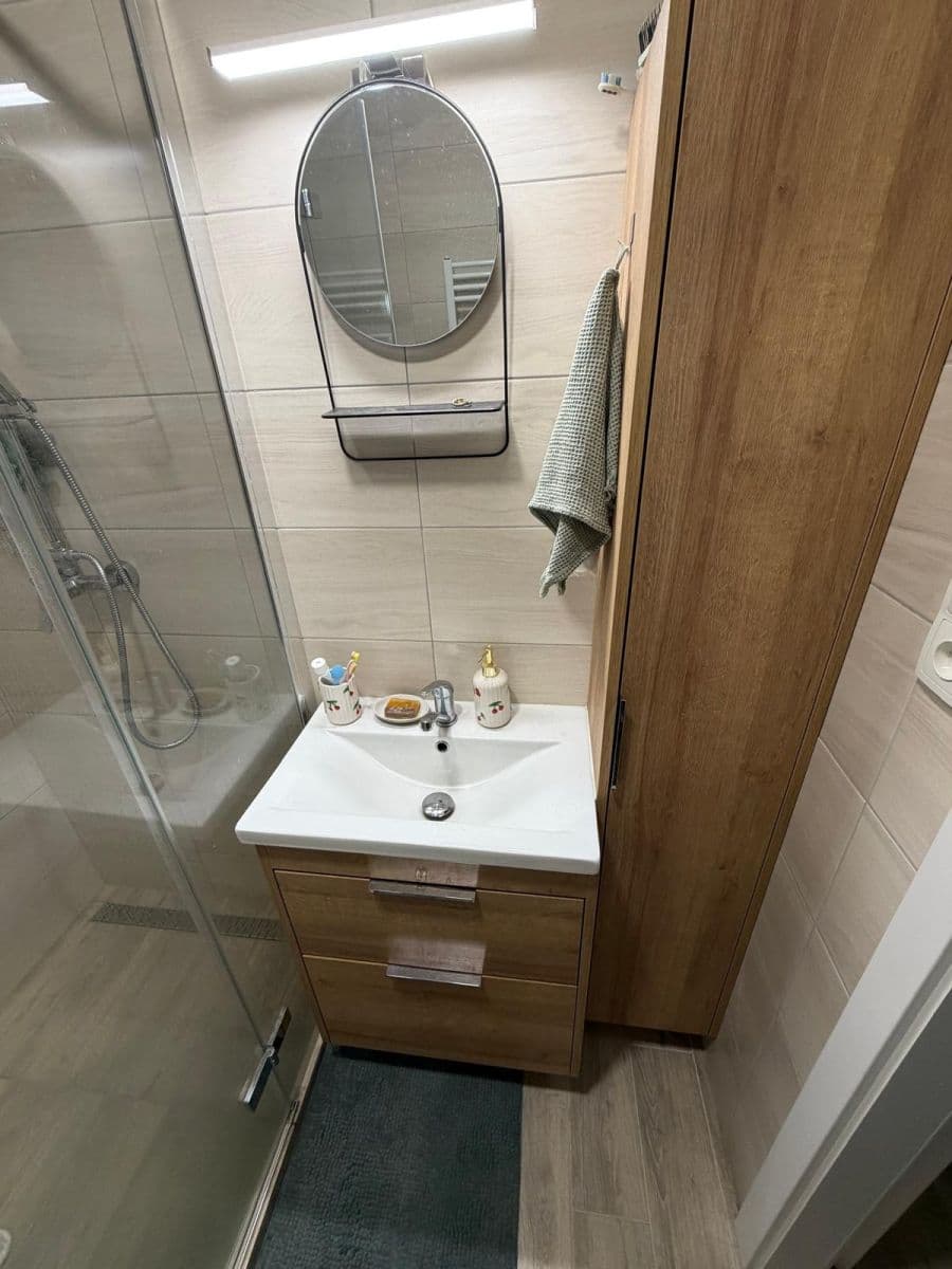 Pronájem bytu 3+1 75 m², Smrčenská, Jihlava, Kraj Vysočina Pronájem bytu 3+1 75 m², Smrčenská, Jihlava, Kraj Vysočina