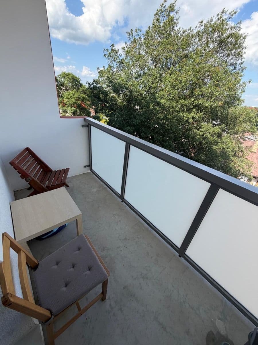 Pronájem bytu 3+1 75 m², Smrčenská, Jihlava, Kraj Vysočina Pronájem bytu 3+1 75 m², Smrčenská, Jihlava, Kraj Vysočina