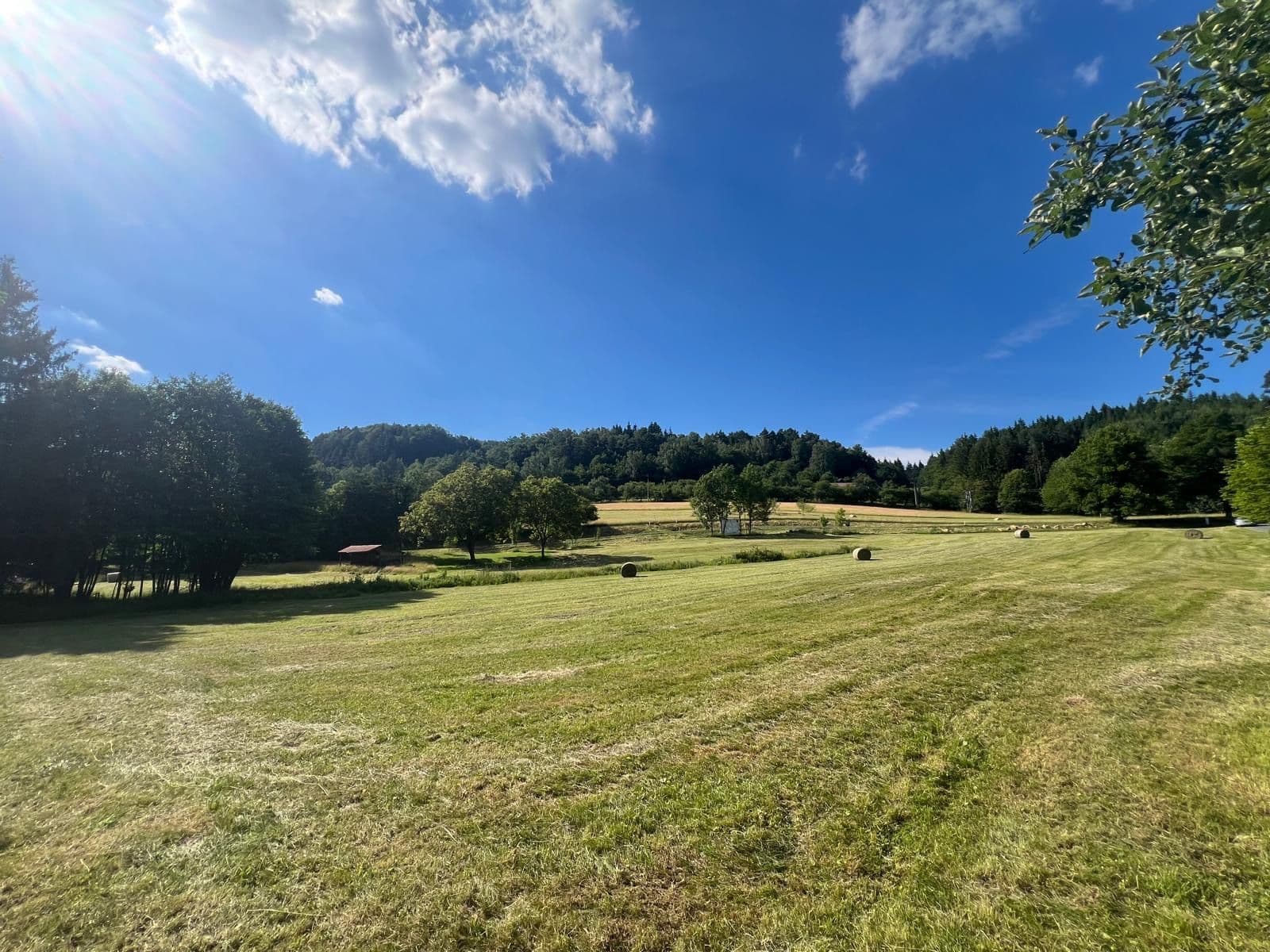 Prodej pozemku 9.000 m², Držková, Zlínský kraj Prodej pozemku 9.000 m², Držková, Zlínský kraj