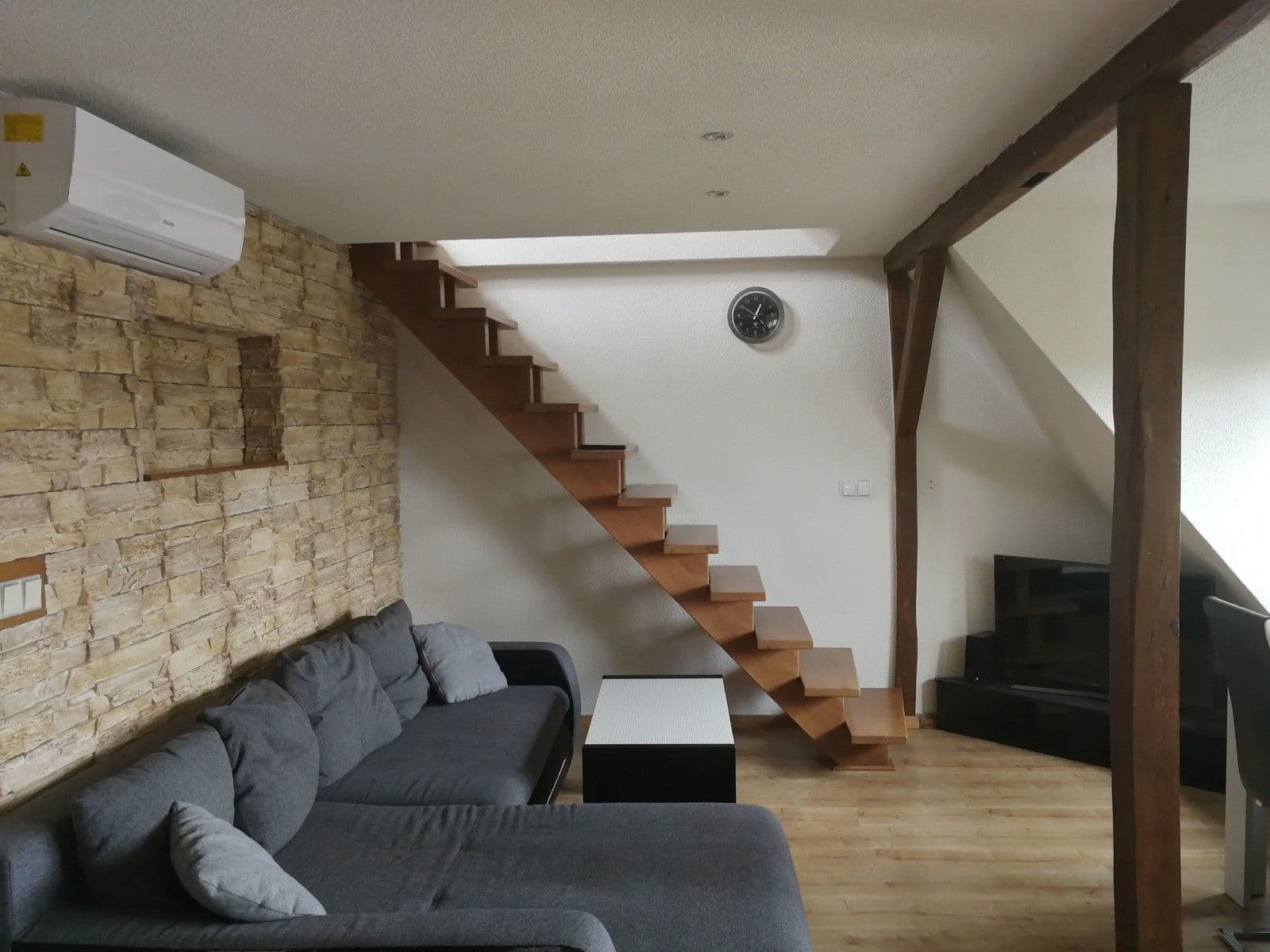 Prodej bytu 3+kk 83 m², Husova třída, Holýšov, Plzeňský kraj Prodej bytu 3+kk 83 m², Husova třída, Holýšov, Plzeňský kraj