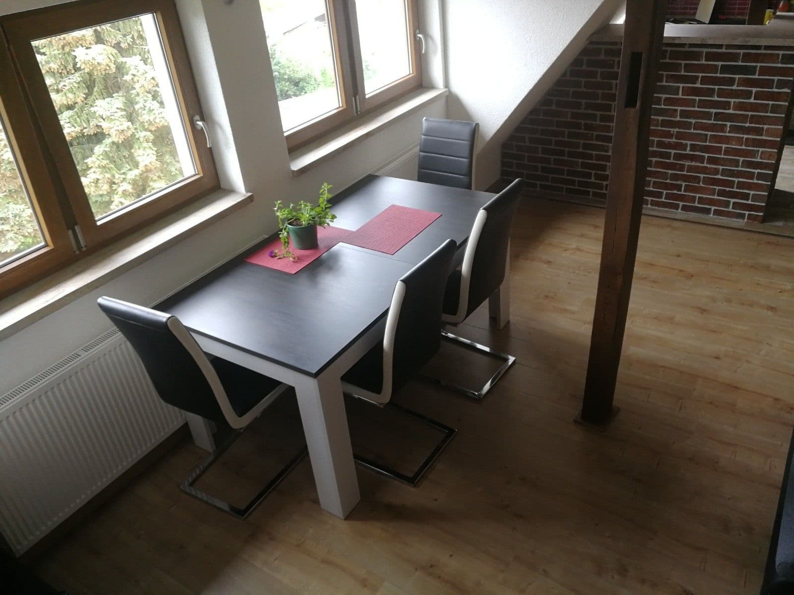 Prodej bytu 3+kk 83 m², Husova třída, Holýšov, Plzeňský kraj Prodej bytu 3+kk 83 m², Husova třída, Holýšov, Plzeňský kraj