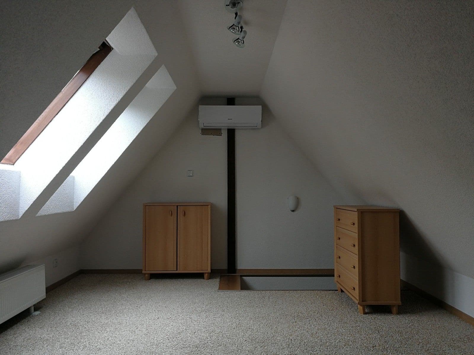 Prodej bytu 3+kk 83 m², Husova třída, Holýšov, Plzeňský kraj Prodej bytu 3+kk 83 m², Husova třída, Holýšov, Plzeňský kraj