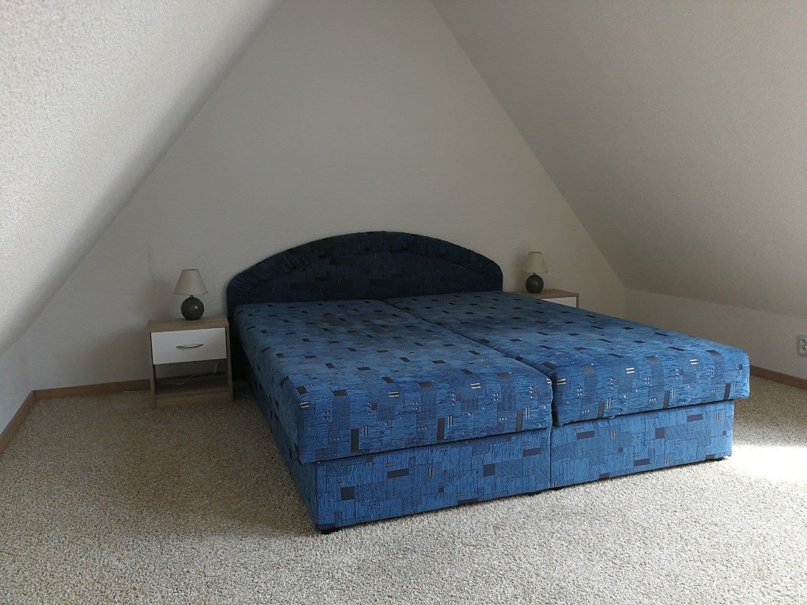 Prodej bytu 3+kk 83 m², Husova třída, Holýšov, Plzeňský kraj Prodej bytu 3+kk 83 m², Husova třída, Holýšov, Plzeňský kraj