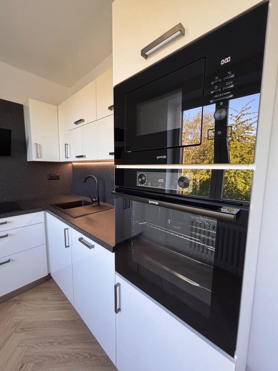 Prodej bytu 2+kk 51 m², Okrajová, Havířov, Moravskoslezský kraj Prodej bytu 2+kk 51 m², Okrajová, Havířov, Moravskoslezský kraj