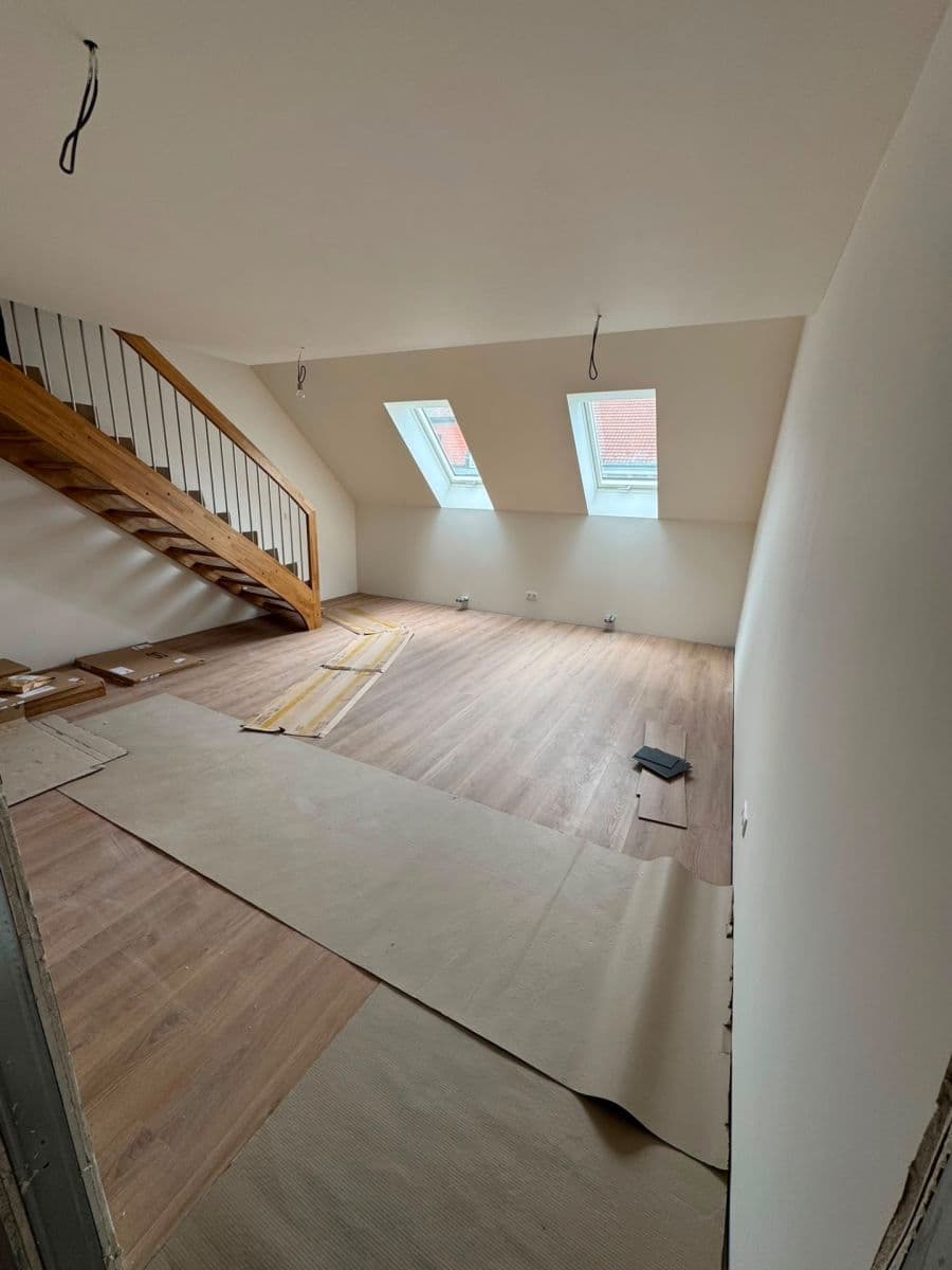 Pronájem bytu 6+kk 164 m², Chodská, Praha, Praha Pronájem bytu 6+kk 164 m², Chodská, Praha, Praha