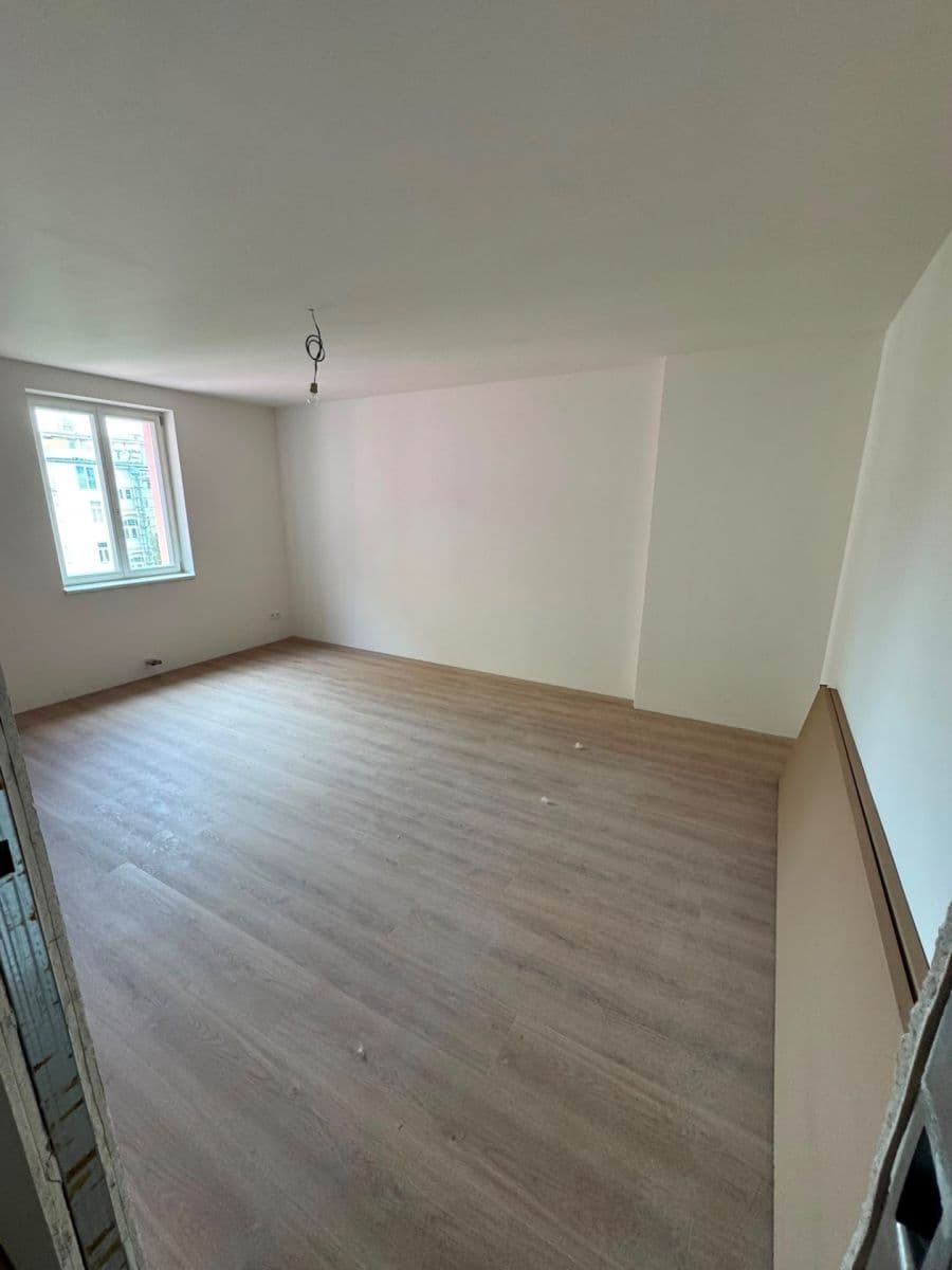 Pronájem bytu 6+kk 164 m², Chodská, Praha, Praha Pronájem bytu 6+kk 164 m², Chodská, Praha, Praha