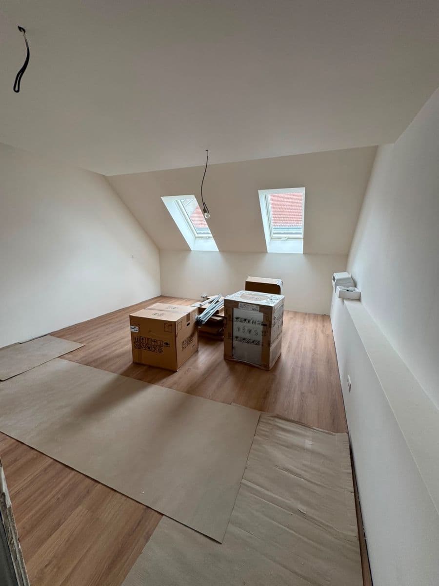 Pronájem bytu 6+kk 164 m², Chodská, Praha, Praha Pronájem bytu 6+kk 164 m², Chodská, Praha, Praha