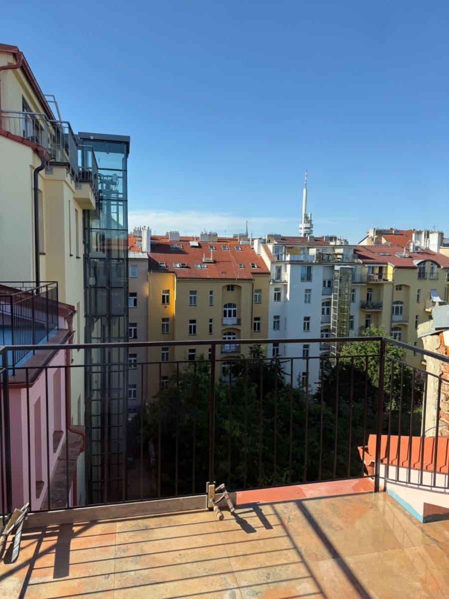 Pronájem bytu 6+kk 164 m², Chodská, Praha, Praha Pronájem bytu 6+kk 164 m², Chodská, Praha, Praha