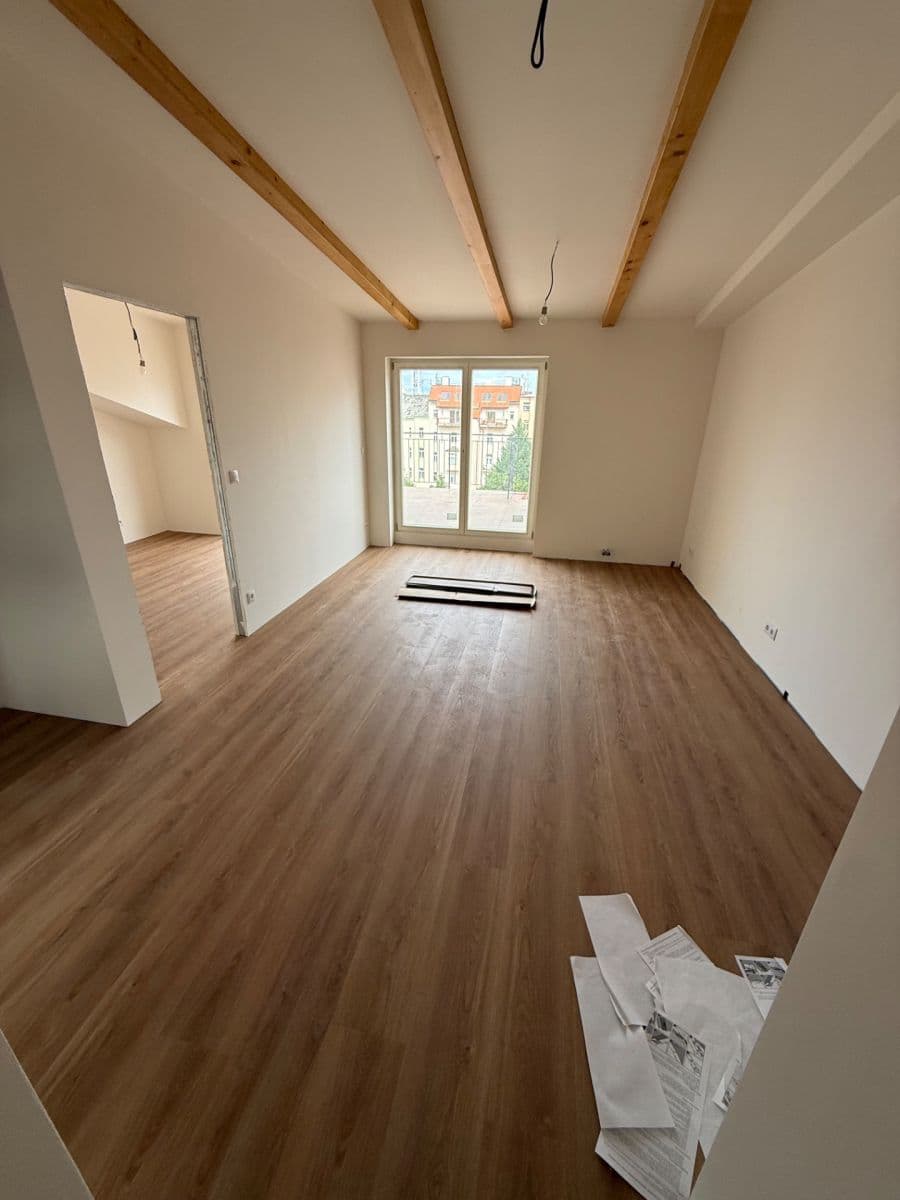 Pronájem bytu 2+kk 85 m², Chodská, Praha, Praha Pronájem bytu 2+kk 85 m², Chodská, Praha, Praha