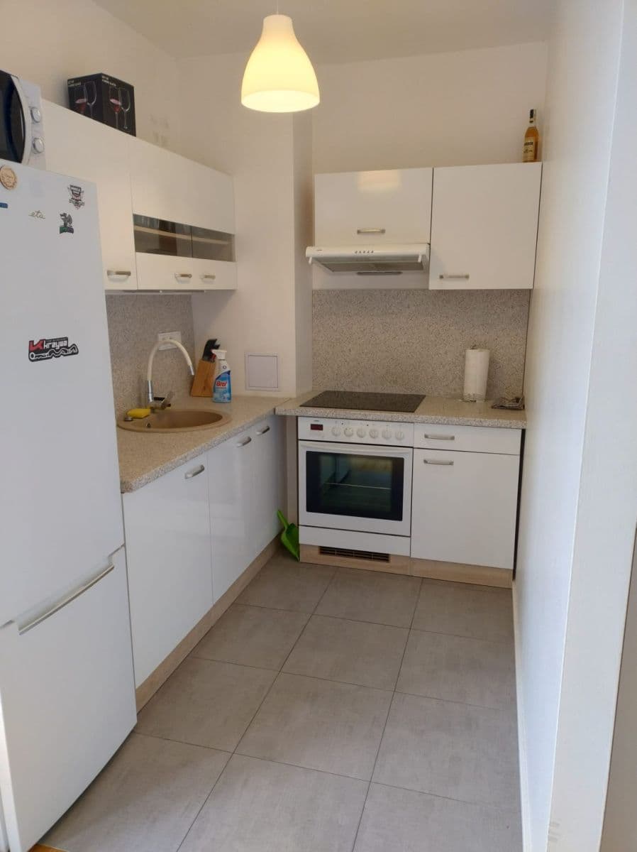 Pronájem bytu 2+kk 43 m², Na Radouči, Mladá Boleslav, Středočeský kraj Pronájem bytu 2+kk 43 m², Na Radouči, Mladá Boleslav, Středočeský kraj
