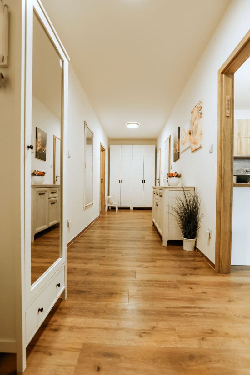 Prodej bytu 3+kk 101 m², Adamovská, Trutnov, Královéhradecký kraj Prodej bytu 3+kk 101 m², Adamovská, Trutnov, Královéhradecký kraj
