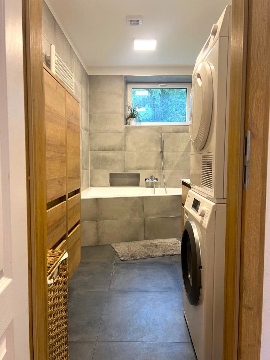 Prodej bytu 3+kk 101 m², Adamovská, Trutnov, Královéhradecký kraj Prodej bytu 3+kk 101 m², Adamovská, Trutnov, Královéhradecký kraj