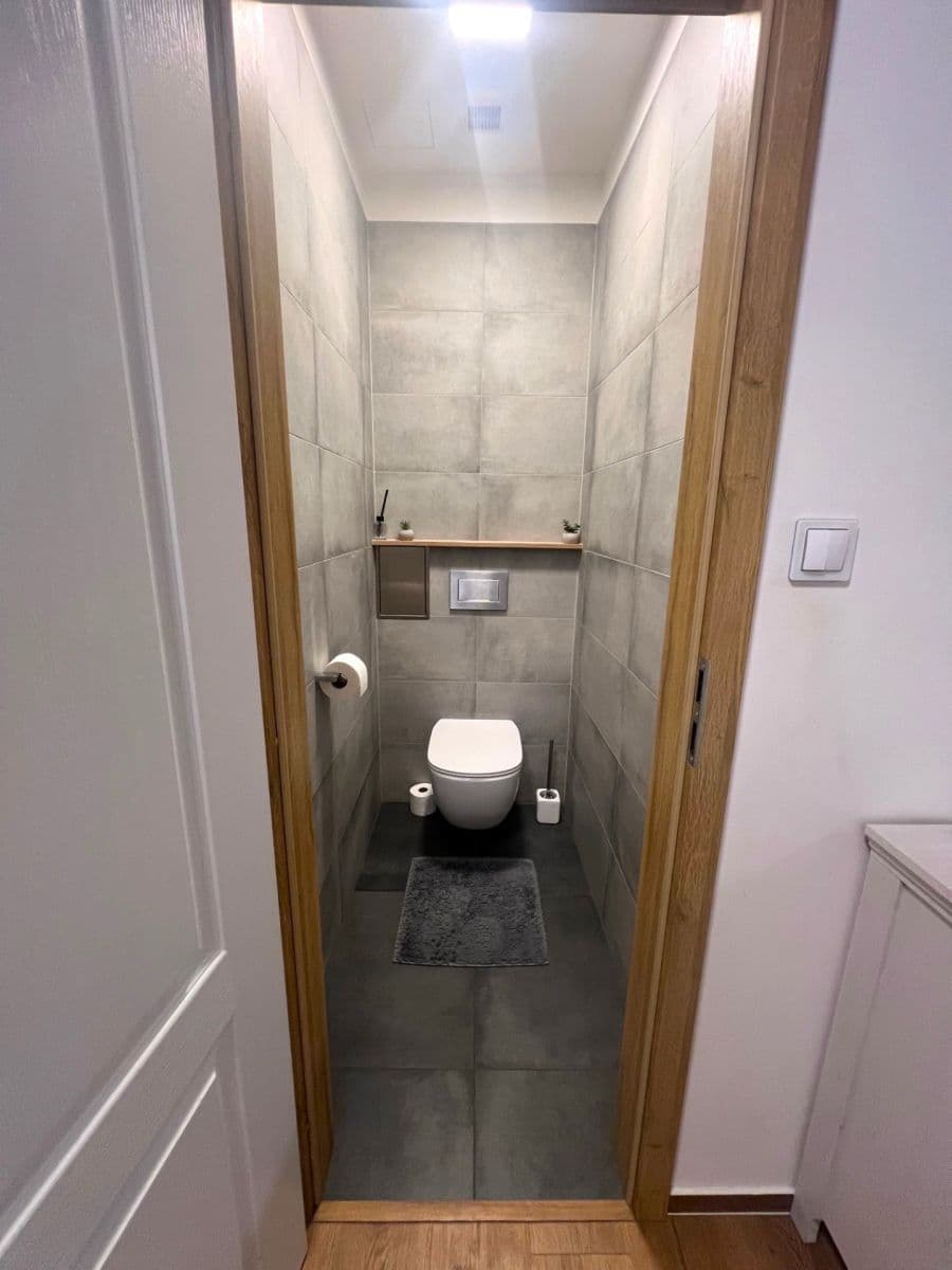 Prodej bytu 3+kk 101 m², Adamovská, Trutnov, Královéhradecký kraj Prodej bytu 3+kk 101 m², Adamovská, Trutnov, Královéhradecký kraj
