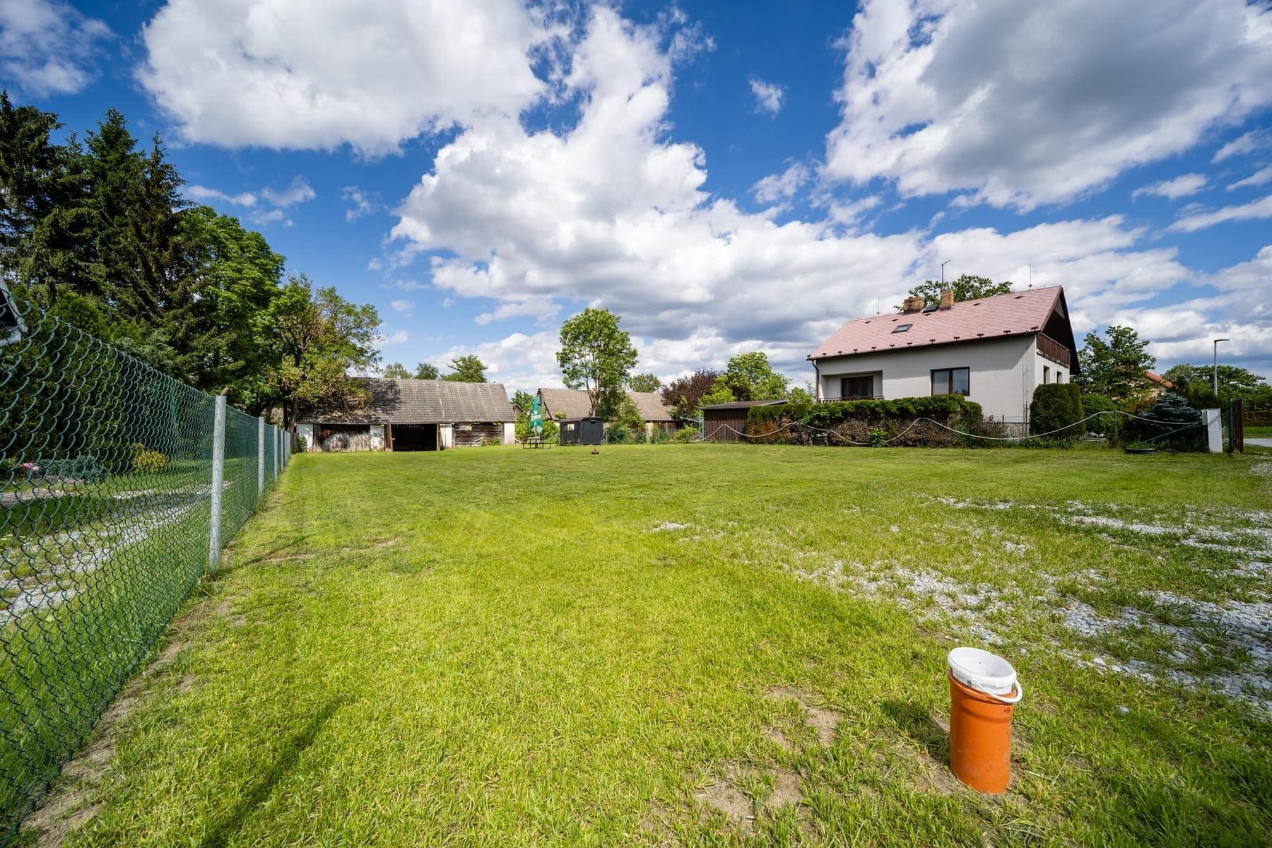 Prodej pozemku 1.085 m², Třeboň, Jihočeský kraj Prodej pozemku 1.085 m², Třeboň, Jihočeský kraj