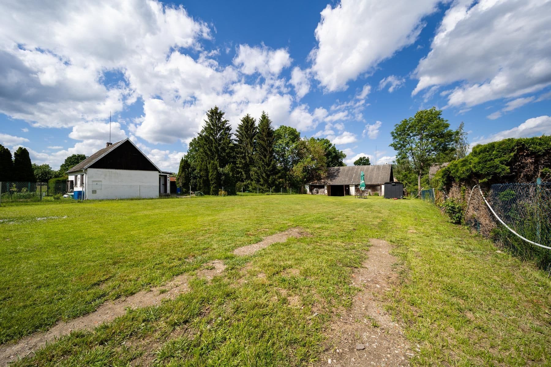 Prodej pozemku 1.085 m², Třeboň, Jihočeský kraj Prodej pozemku 1.085 m², Třeboň, Jihočeský kraj