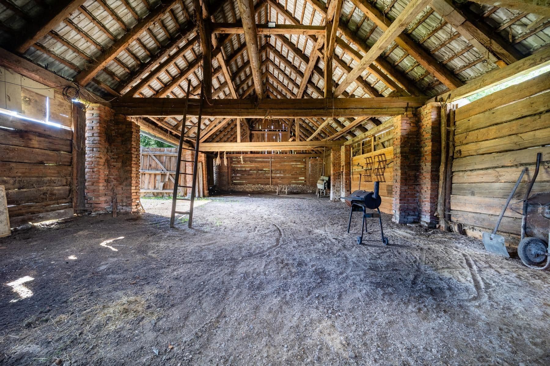 Prodej pozemku 1.085 m², Třeboň, Jihočeský kraj Prodej pozemku 1.085 m², Třeboň, Jihočeský kraj