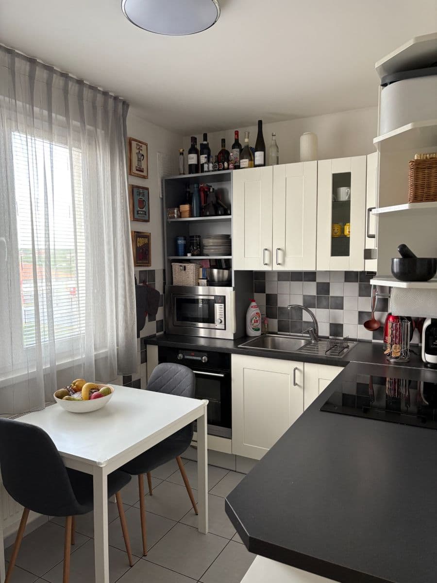 Prodej bytu 2+1 55 m², Štefánikova, Kralupy nad Vltavou, Středočeský kraj Prodej bytu 2+1 55 m², Štefánikova, Kralupy nad Vltavou, Středočeský kraj