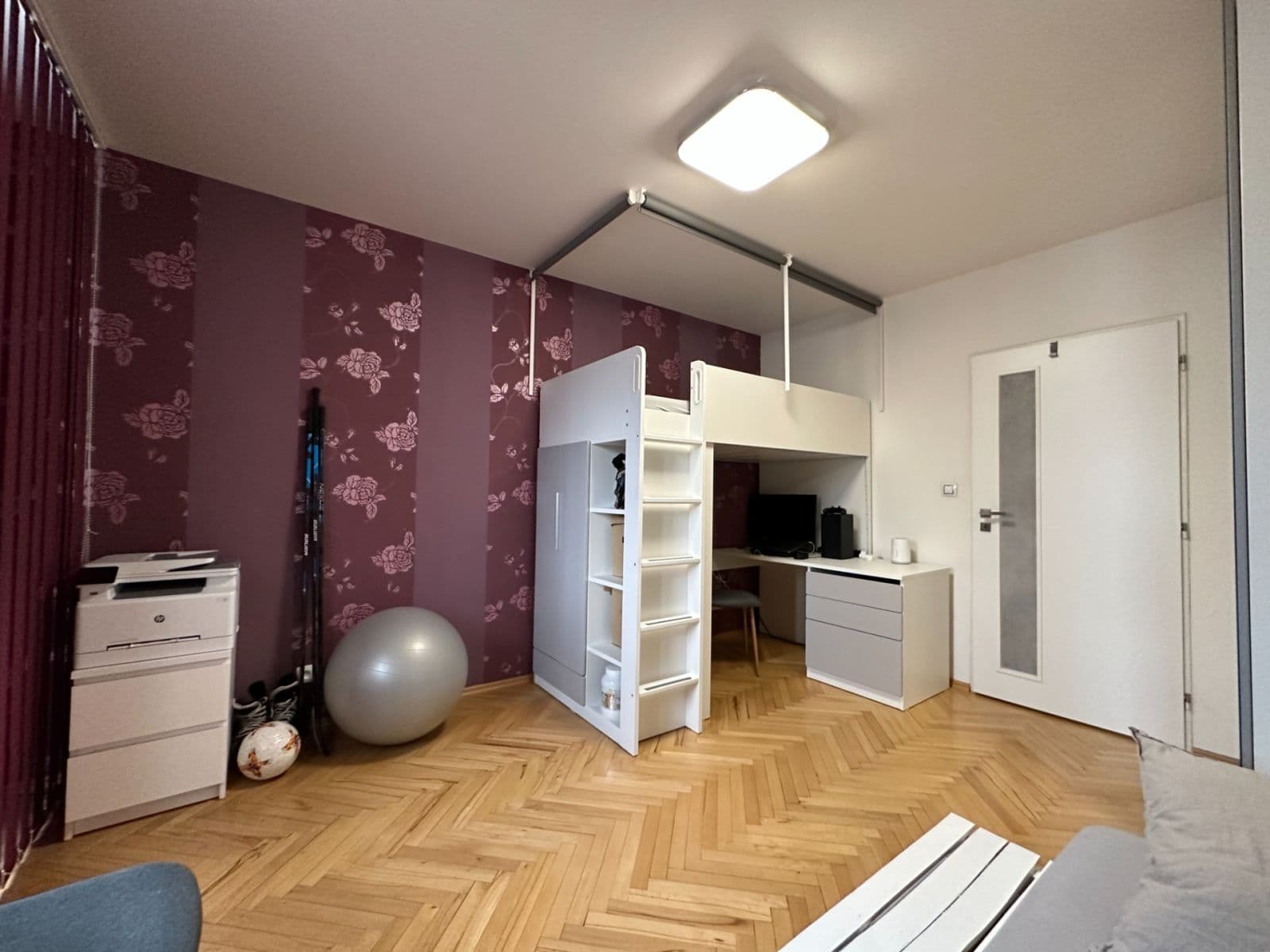 Prodej bytu 2+1 55 m², Štefánikova, Kralupy nad Vltavou, Středočeský kraj Prodej bytu 2+1 55 m², Štefánikova, Kralupy nad Vltavou, Středočeský kraj